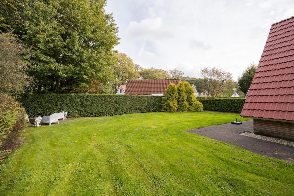 Kleine Zanglijster I Prachtig Huisje Nabij Bosrand Zwiggelte Bagian luar foto
